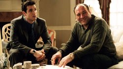 Everybody Hurts (S04E06) - Tony feels depressed over the negative impact he has on people who don't deserve it, while Carmela tries to set up Furio with a friend, AJ...