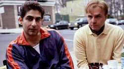 For All Debts Public and Private (S04E01) - Chris puts a ghost from his past to rest, while Carmela grows uneasy about her future.