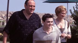 Whitecaps (S04E13) - Junior's trial comes to an end, but Tony's trials are just getting underway. Also, the Sopranos almost purchase a house on the beach.